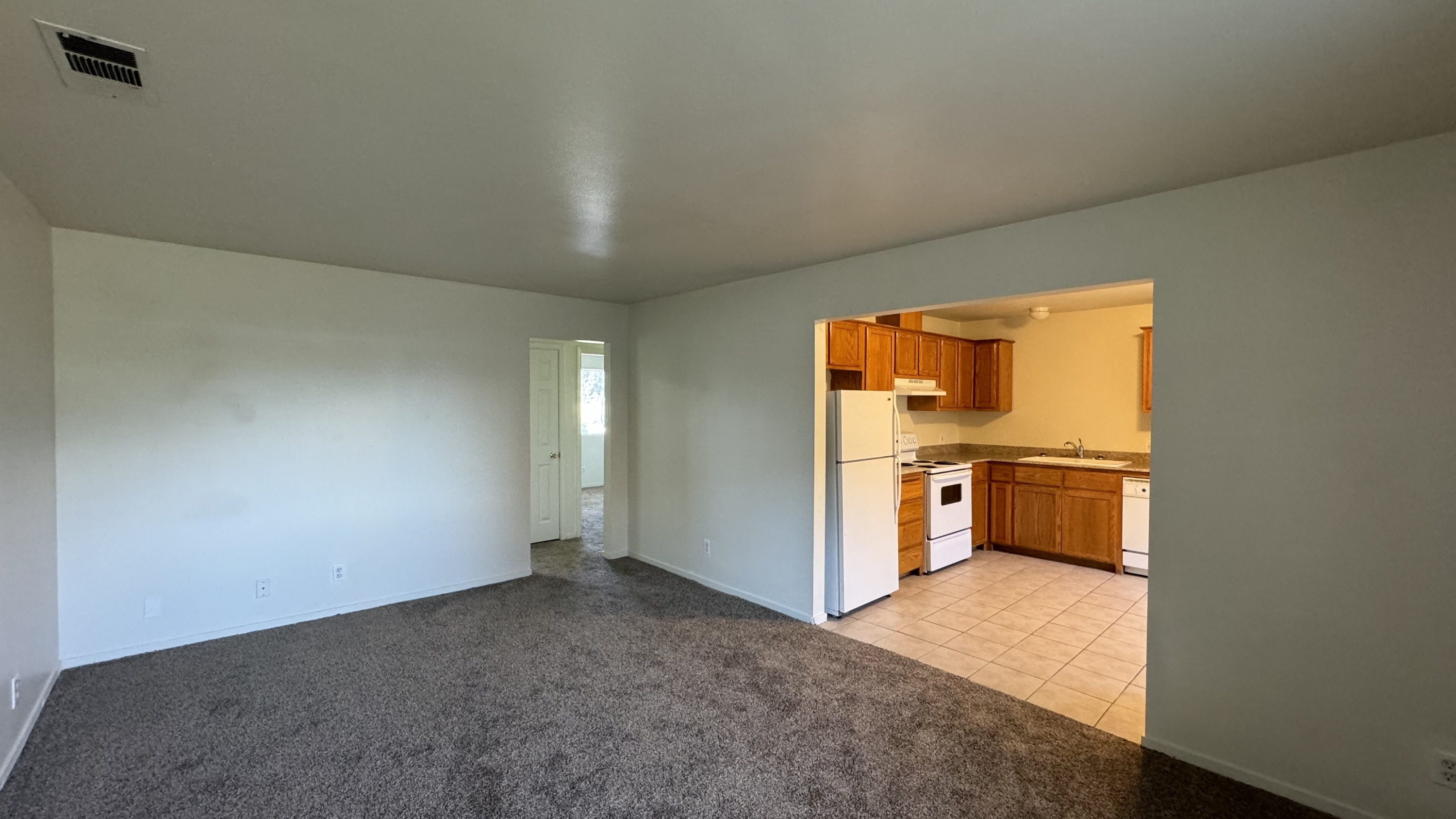 620 West Putnam Avenue - 7